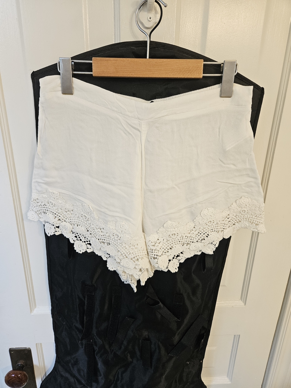 Forever 21 White High-Waist Lace Trim Festival Shorts